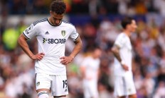 九游app下载-利兹联悲情告别，英勇传奇