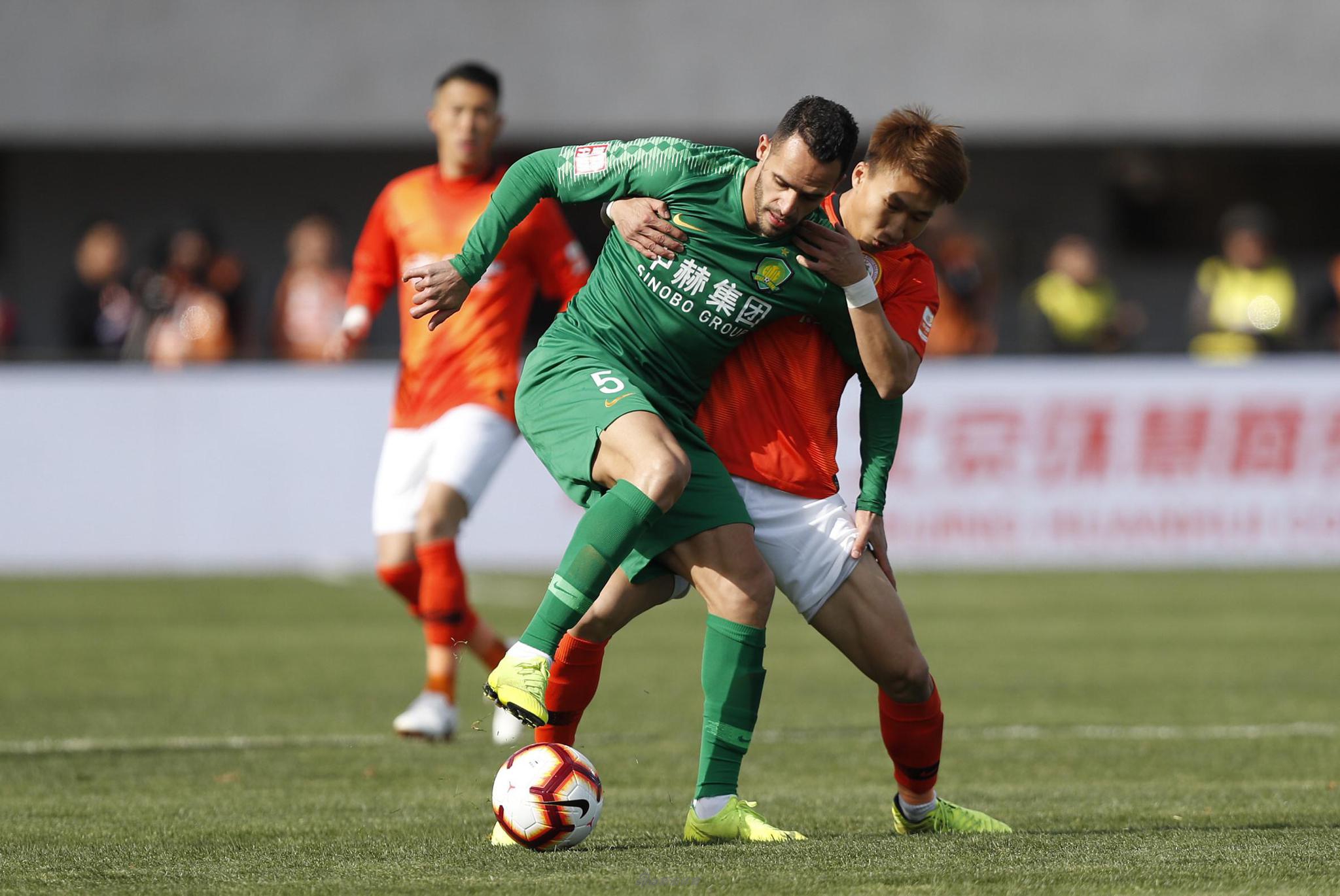 大连一方主场失利，积分榜排名略有下滑的简单介绍