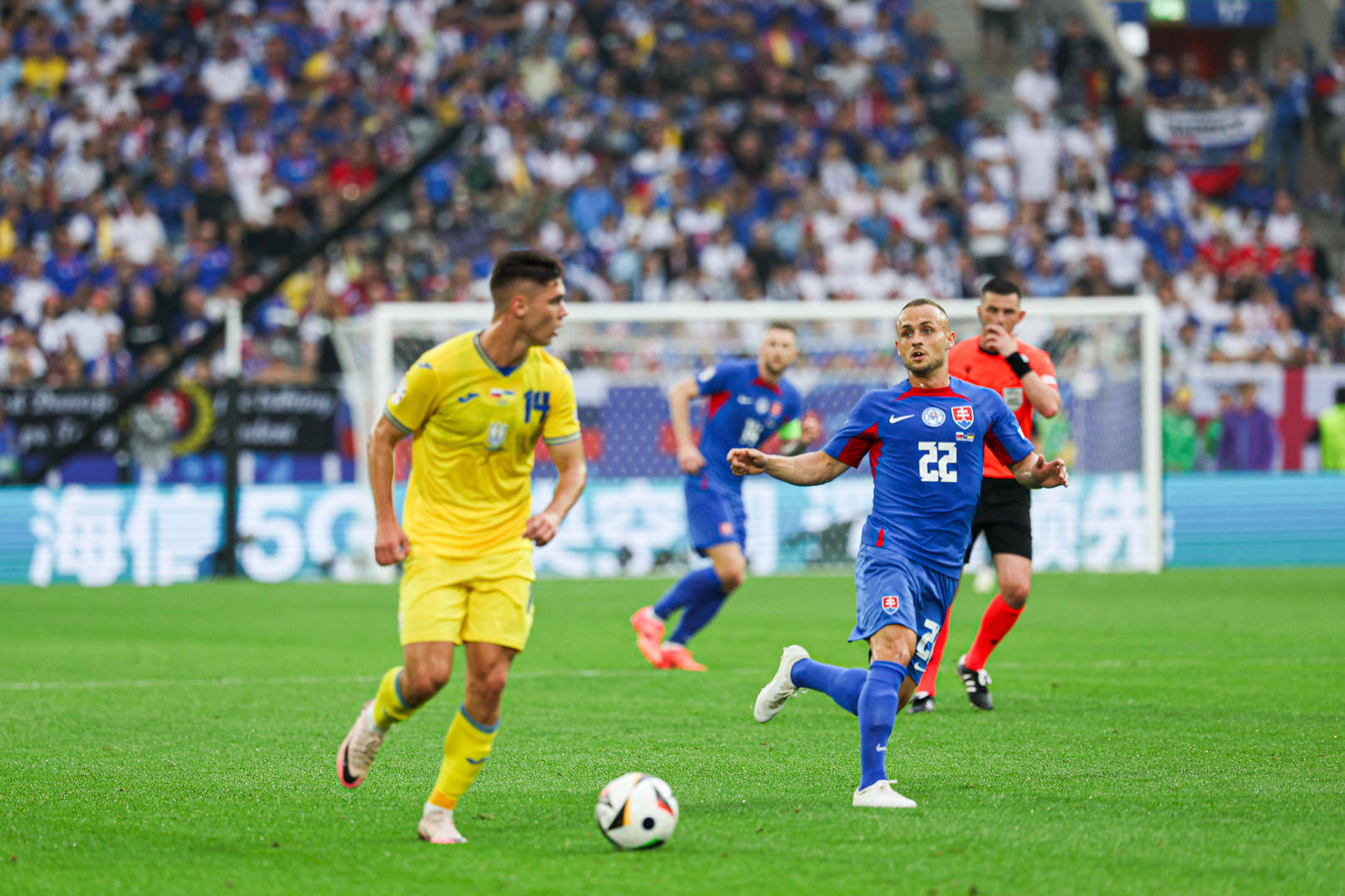 斯洛伐克队迎战德国，实力雄厚备战的简单介绍