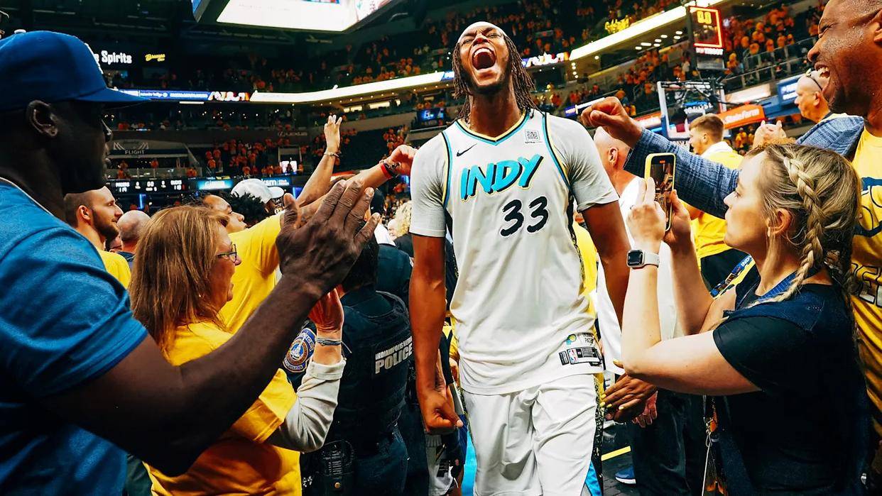 包含篮球明星风光无限，人气持续攀升的词条