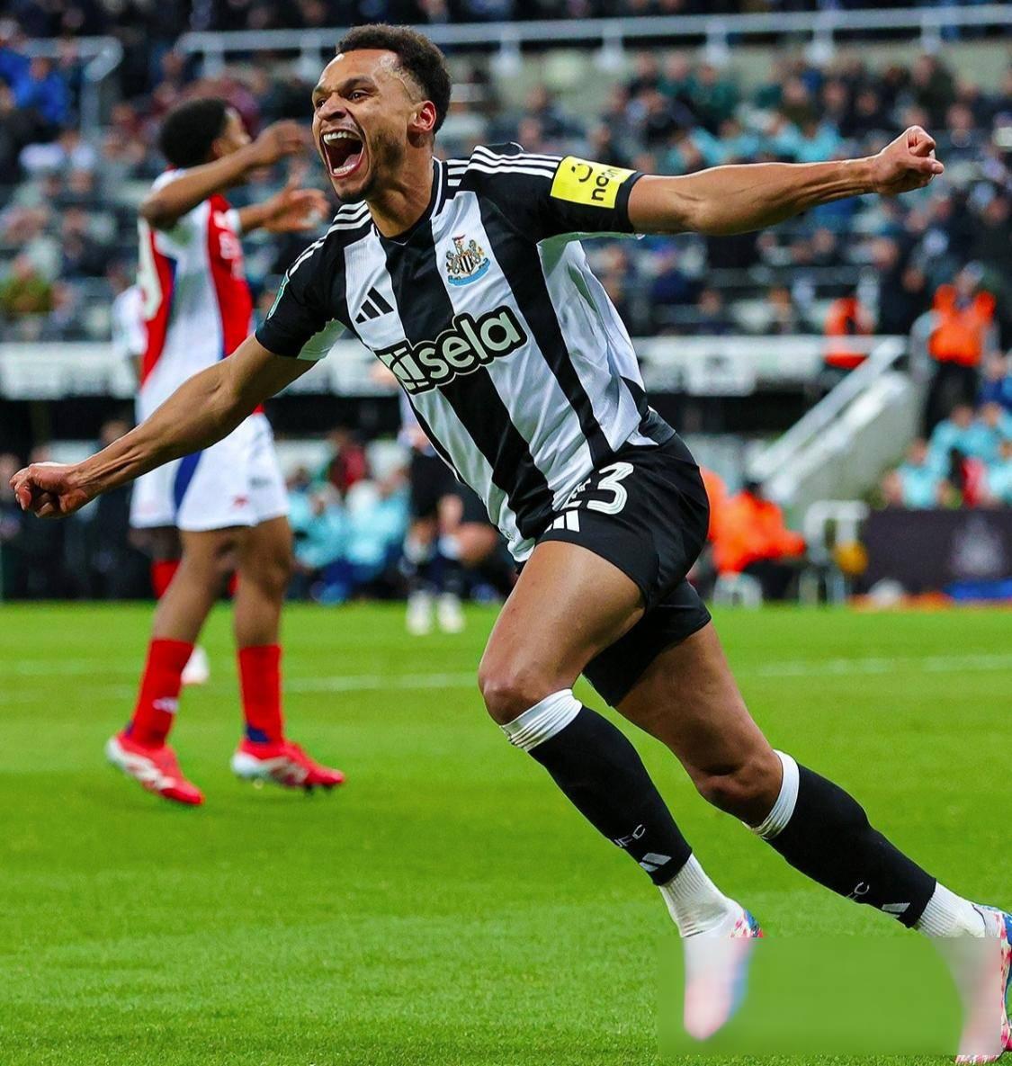 豪门球队比赛中展现出色的技术和配合