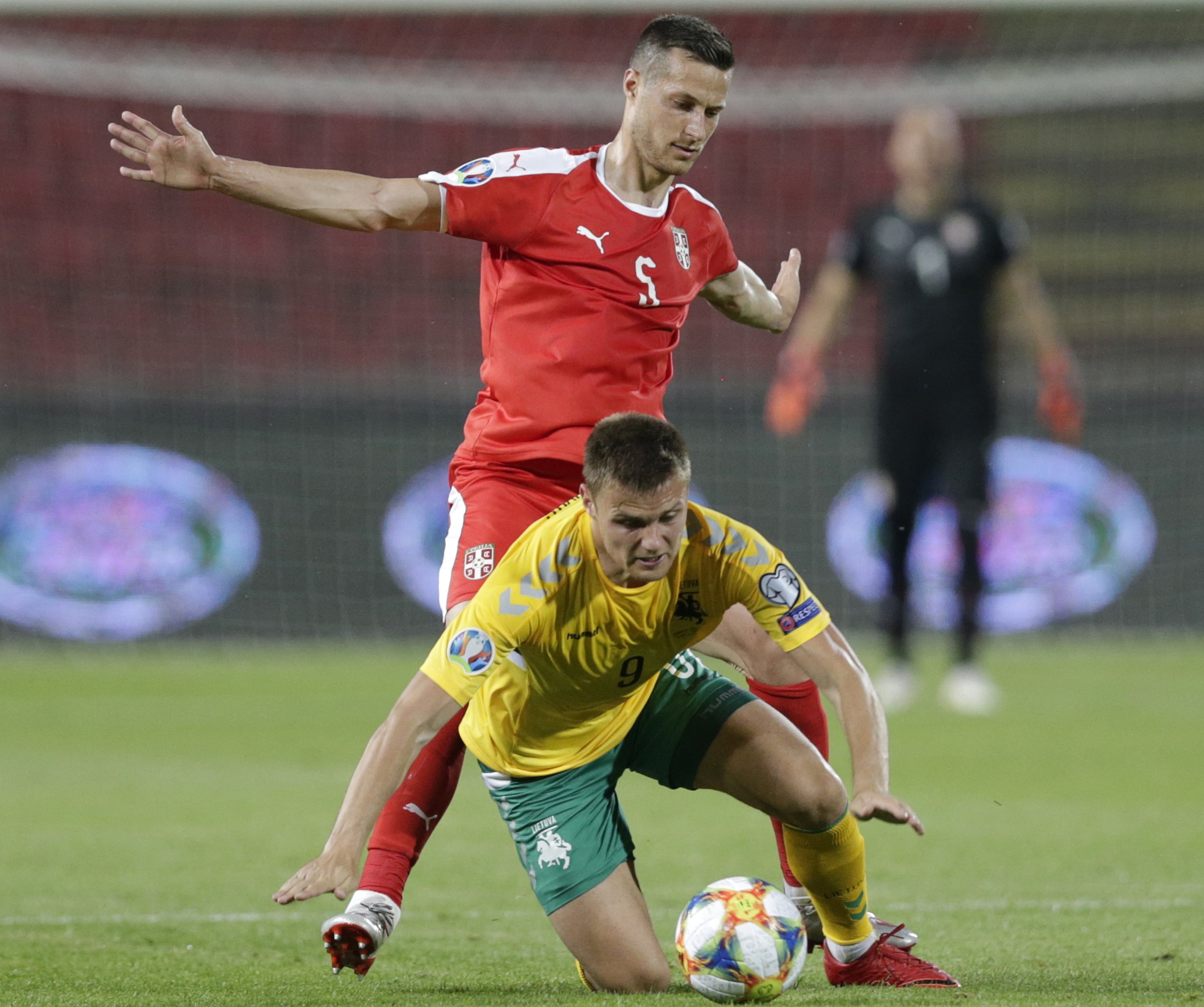 包含塞尔维亚队连续两战胜,锁定欧锦赛小组第二的词条 包含塞尔维亚队连续两战胜,锁定欧锦赛小组第二的词条