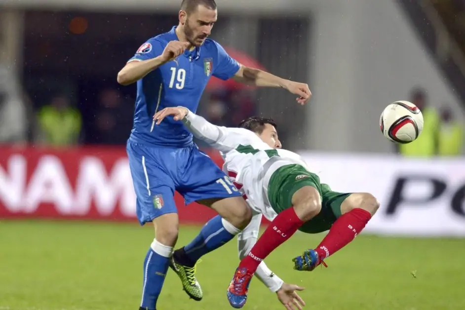 包含匈牙利队与保加利亚队战平，胜负难分的词条