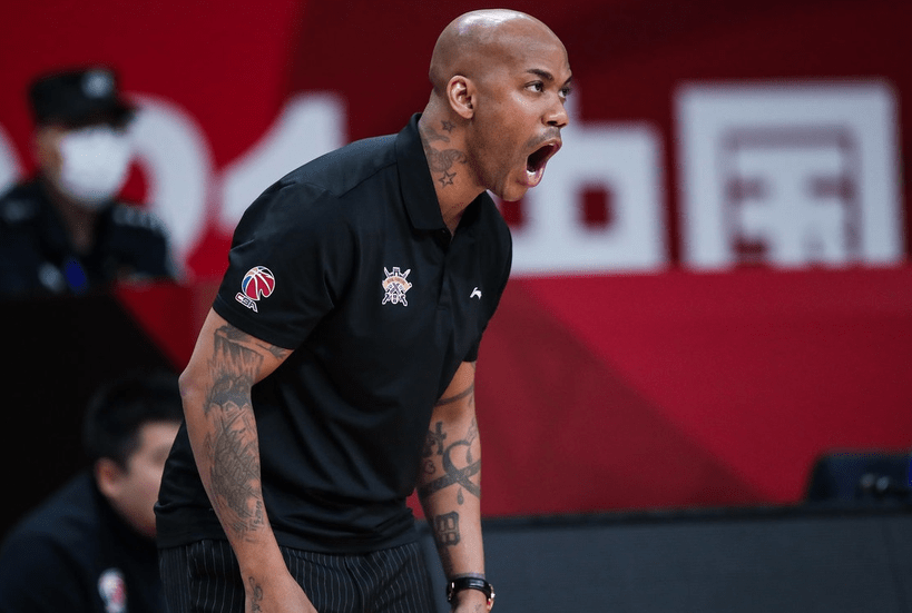 风暴队内线控制优势明显，击败强敌的简单介绍