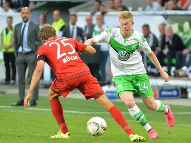 包含勒沃库森横扫墨西哥，德布劳内完成帽子戏法的词条