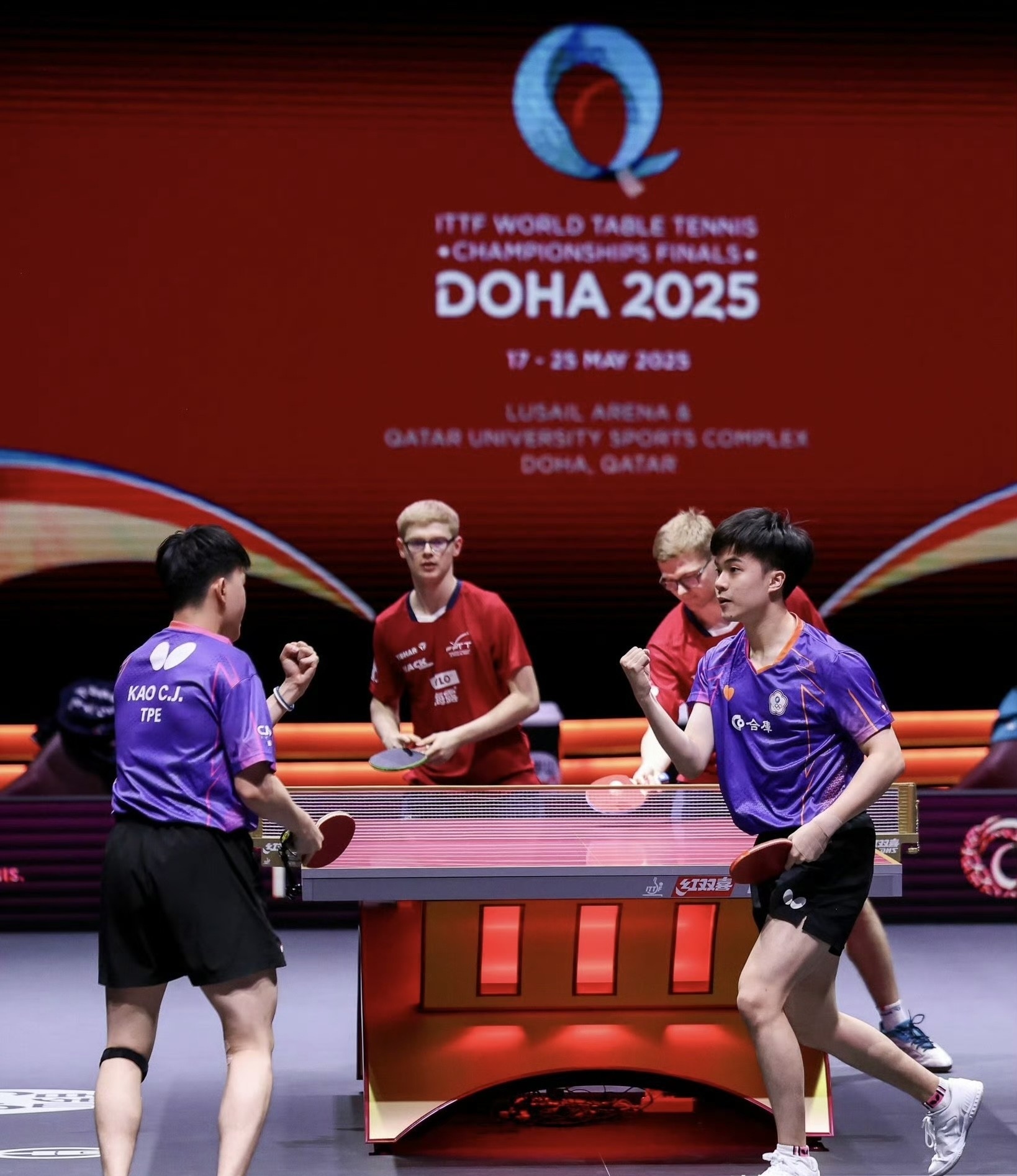 关于英国乒乓球队绝地反击日本乒乓球队,奥恰洛夫统治全场的信息 关于英国乒乓球队绝地反击日本乒乓球队,奥恰洛夫统治全场的信息