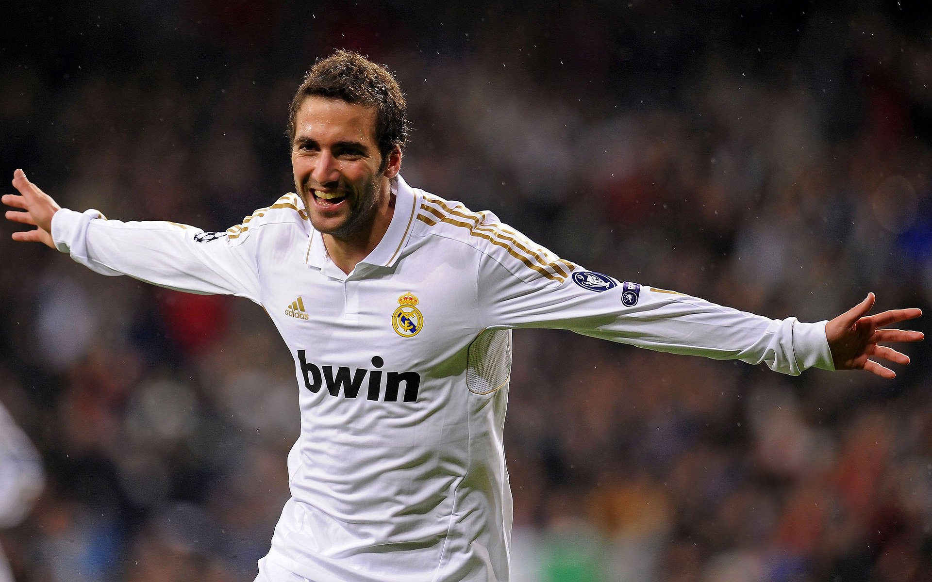 NBA季后赛之夜，迪马利亚贡献制胜表现